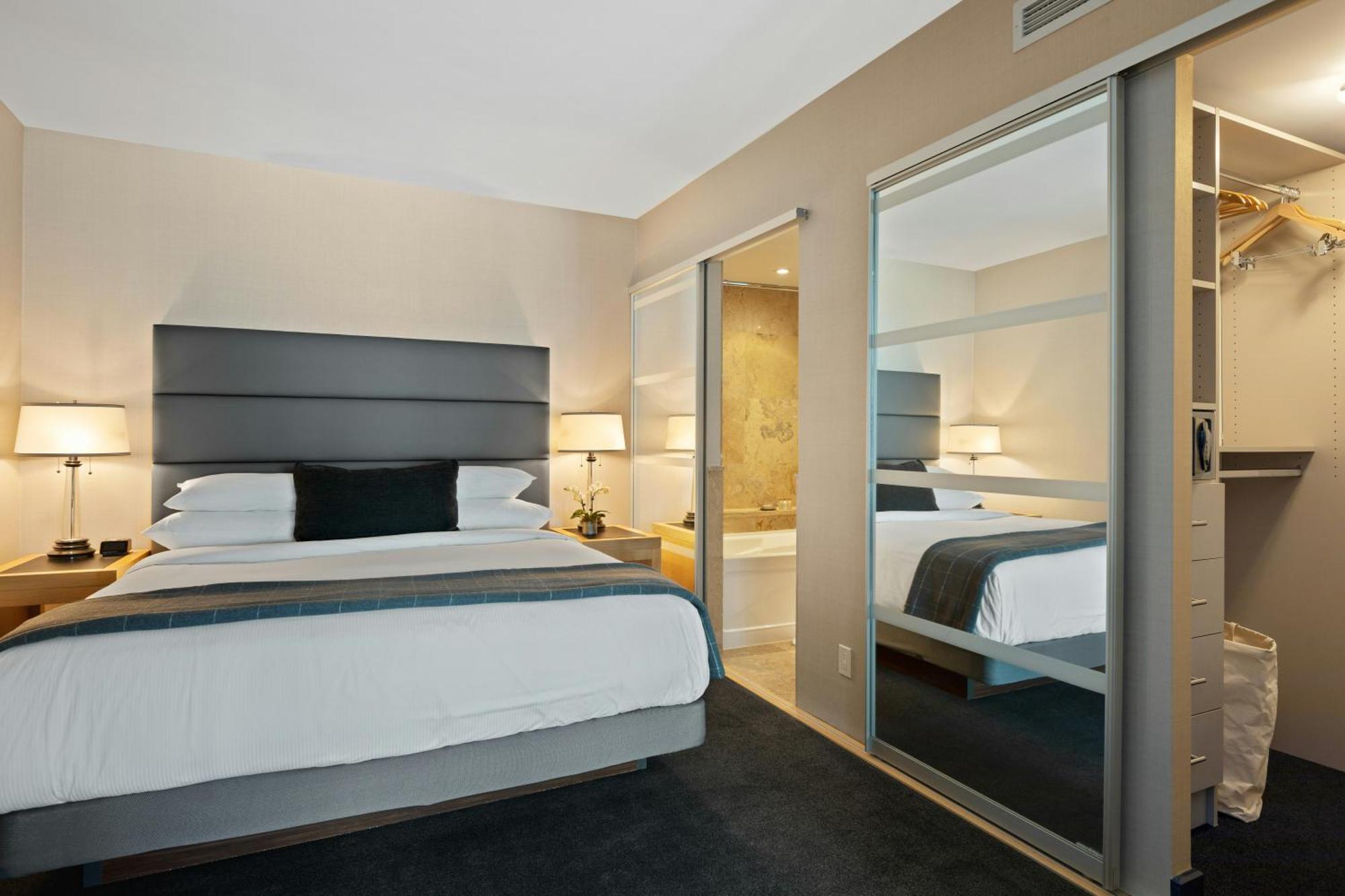 Hotel The Glory Near Airport New Delhi